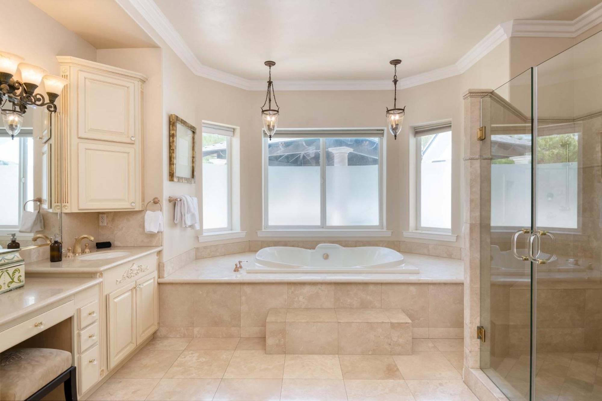 Grand Contento By Avantstay Extraordinary Estate W Pool Hot Tub Movie Room テメキュラ エクステリア 写真