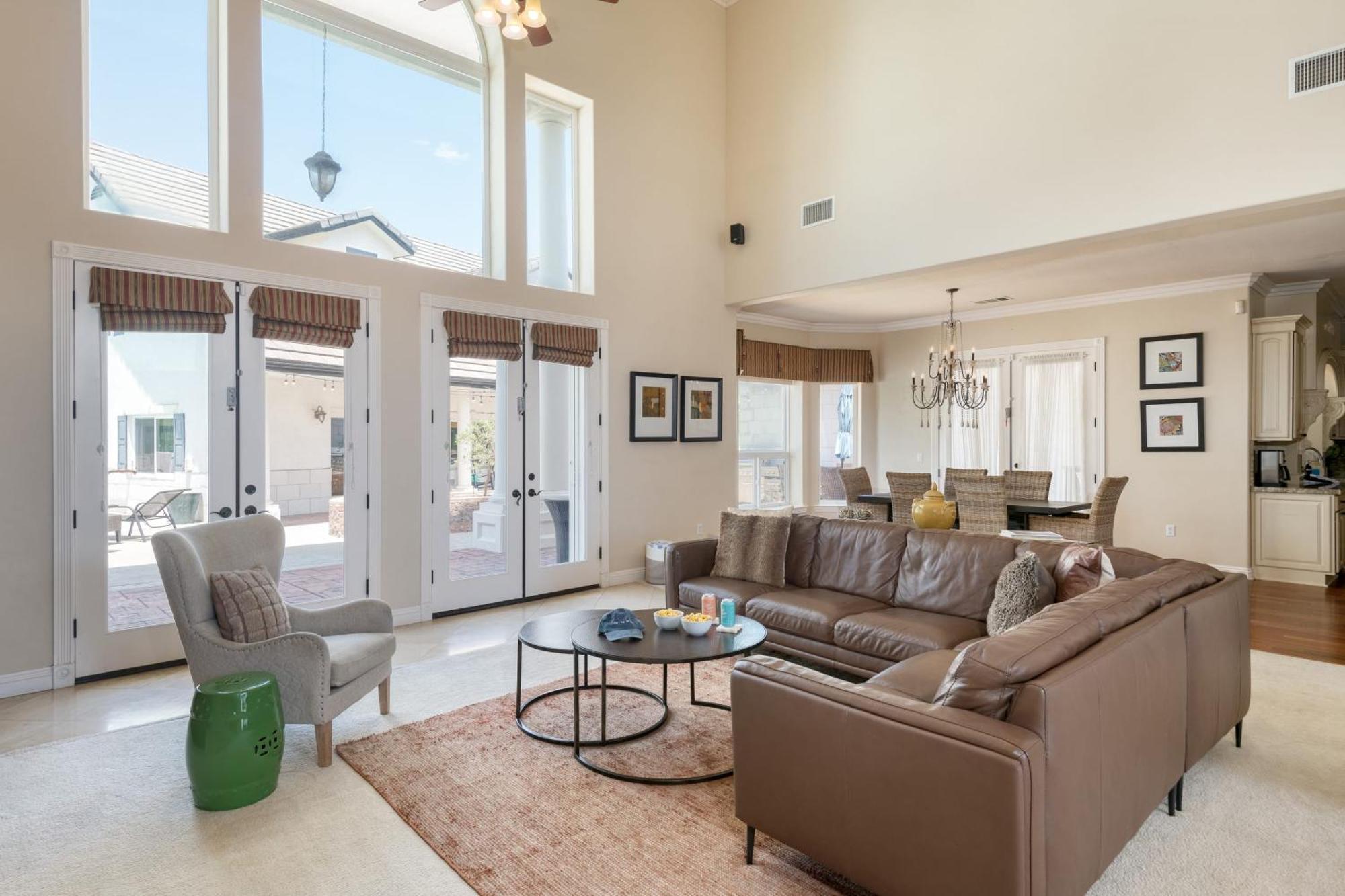 Grand Contento By Avantstay Extraordinary Estate W Pool Hot Tub Movie Room テメキュラ エクステリア 写真